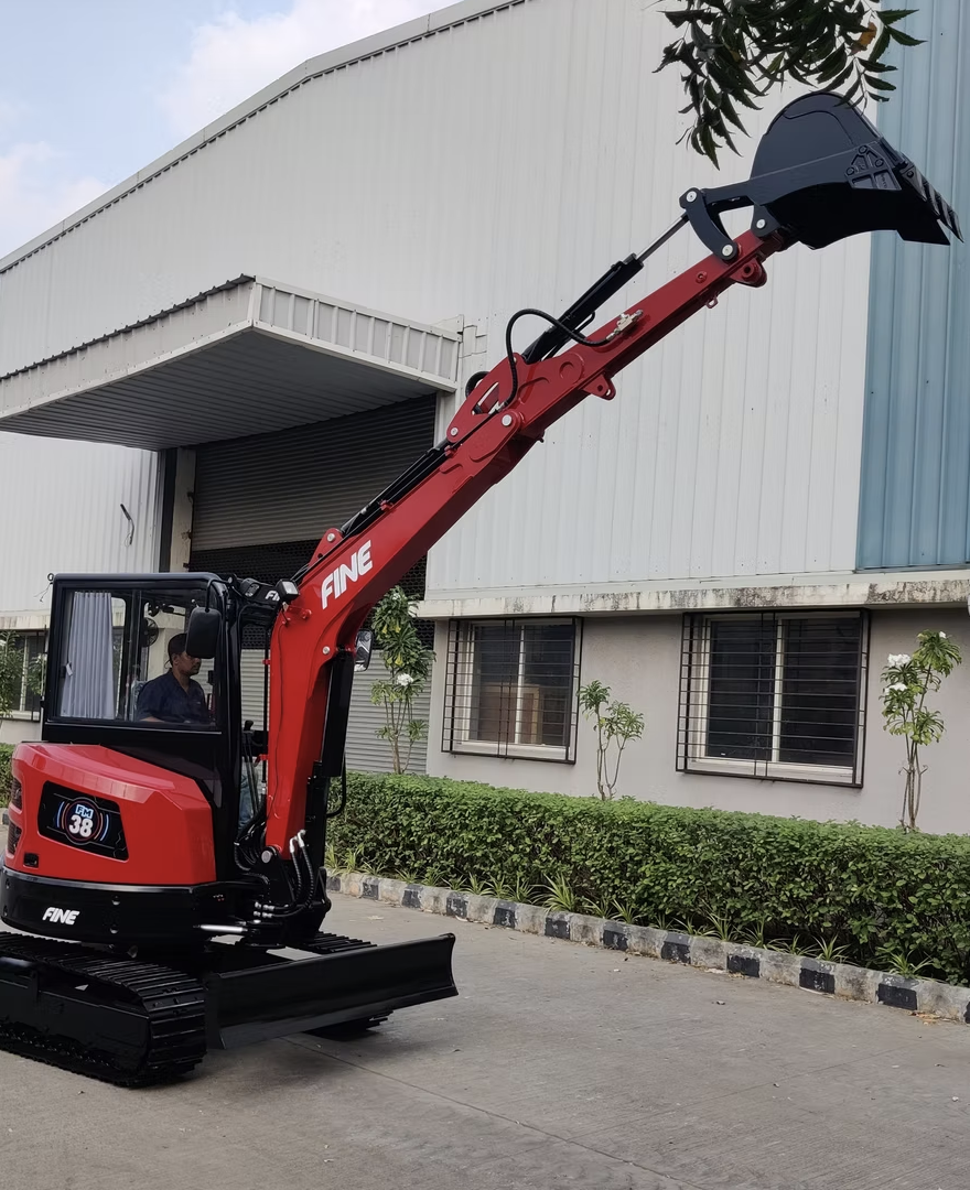 Mini Excavator FM 20 with Canopy - Image 2