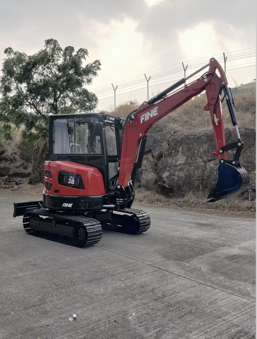 Fine FM 38 Mini Excavator (AC Cabin) – Power, Comfort & Performance - Image 2